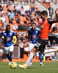  法甲揭幕战爆冷门 升班马洛里昂逼平马赛  