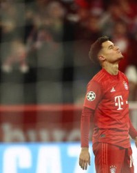  沙尔克04复苏迹象明显，主场大胜重返竞争行列