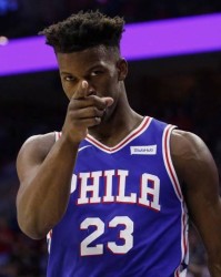  斯科蒂-巴恩斯30+10猛龙屠狼  