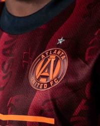  亚特兰大狂轰五球，穆里尔替补传射建功  