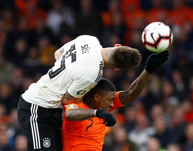  罗伊斯复出传射建功终结进球荒  