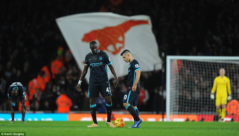  曼城客场逆转阿森纳缩小积分差距  