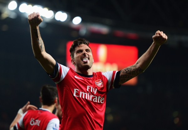  鲍文锦上添花，西汉姆联主场三球完胜埃弗顿  